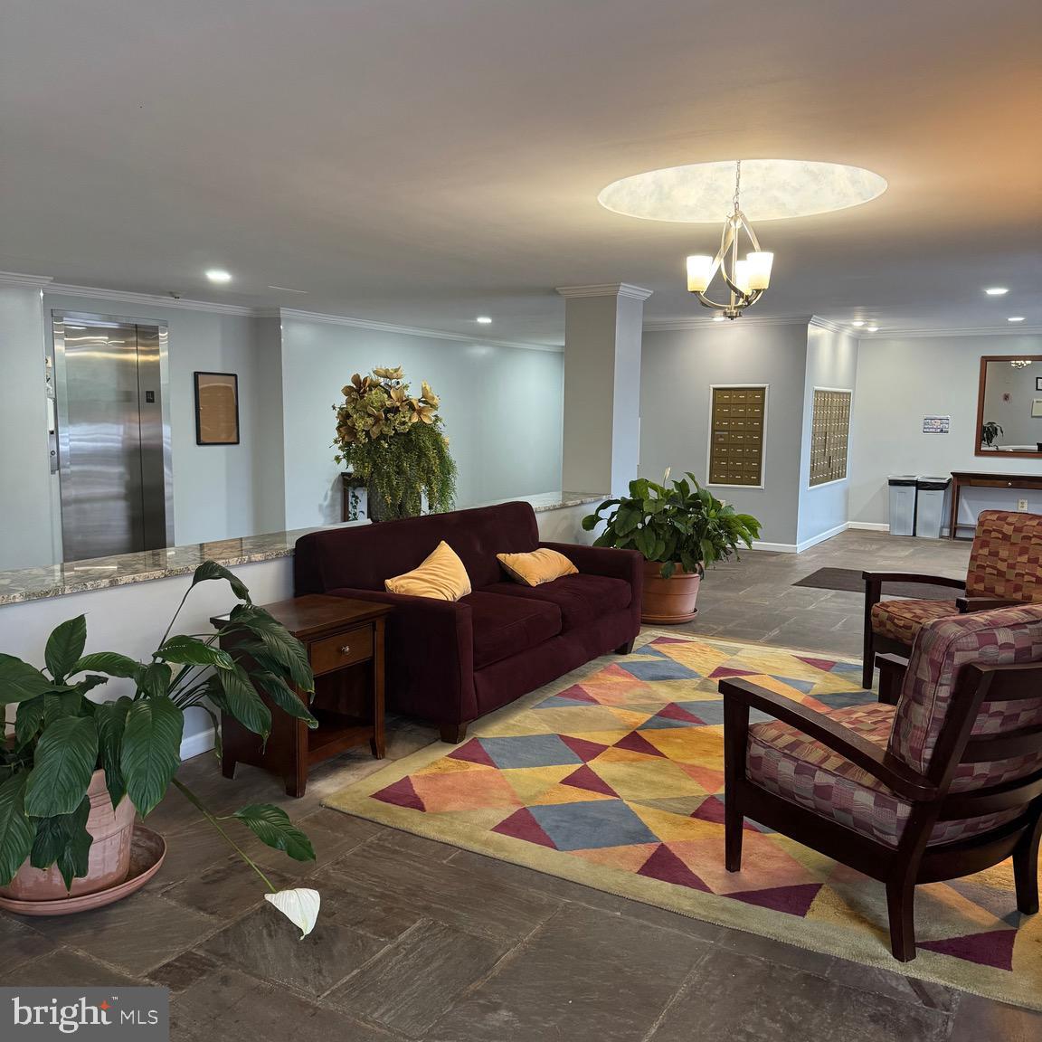 5353 COLUMBIA PIKE 105