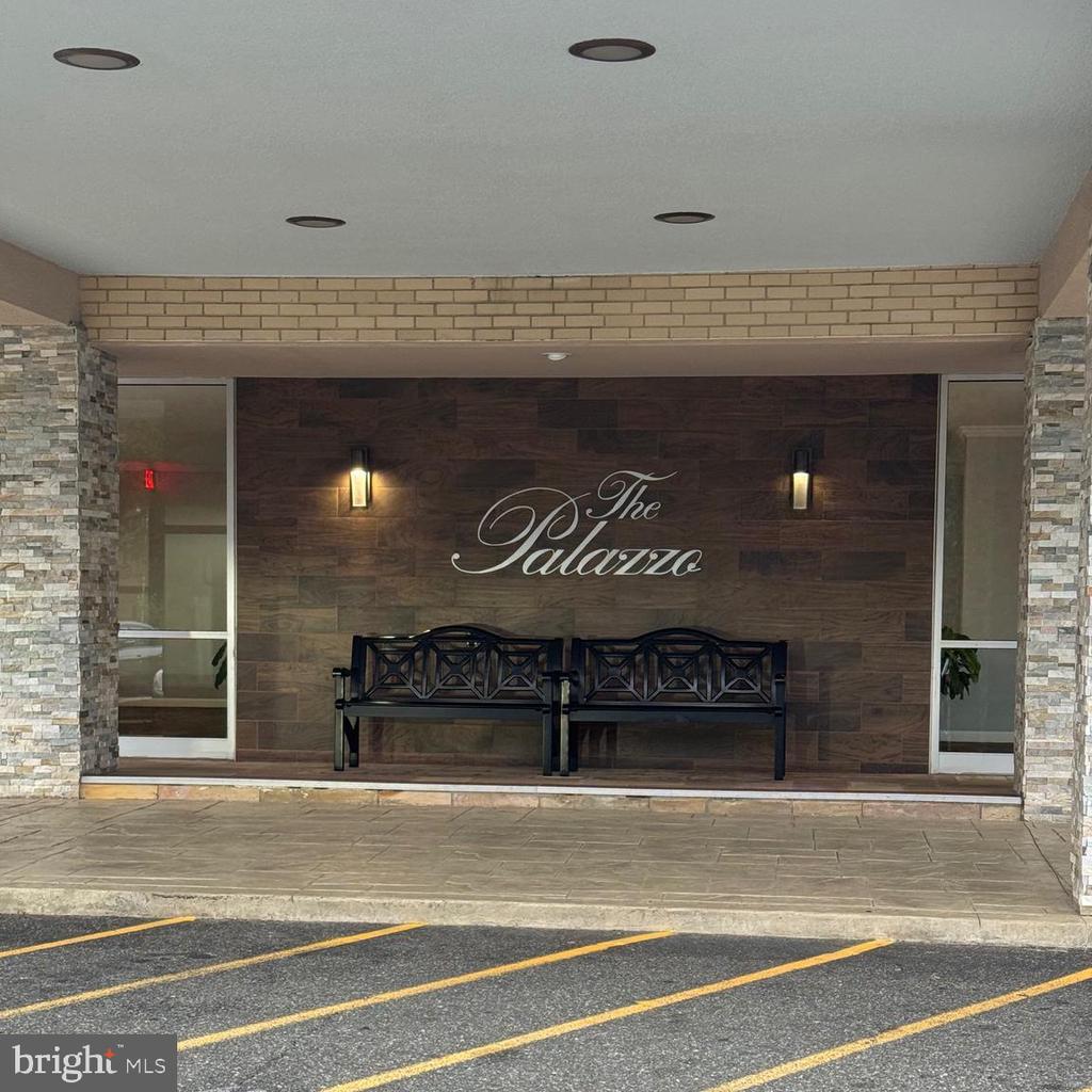 5353 COLUMBIA PIKE 105