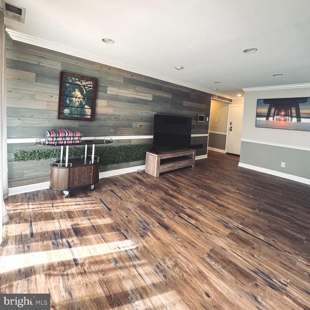 5009 7TH ROAD S T1