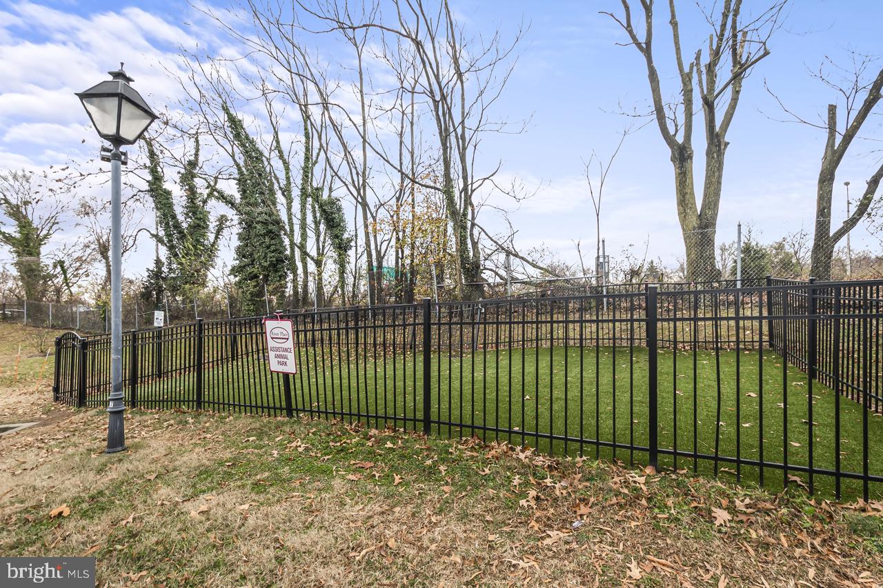 1111 ARLINGTON BOULEVARD 318