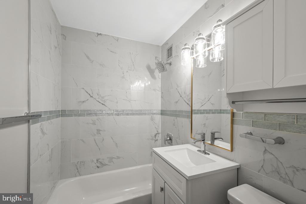 1111 ARLINGTON BOULEVARD 318
