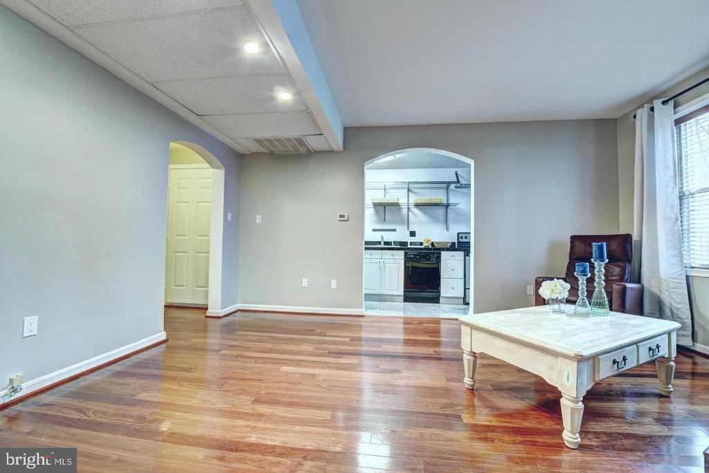 2015 KEY BOULEVARD 12604