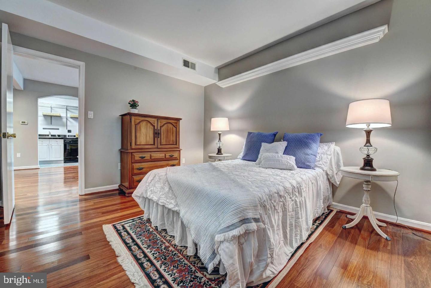 2015 KEY BOULEVARD 12604