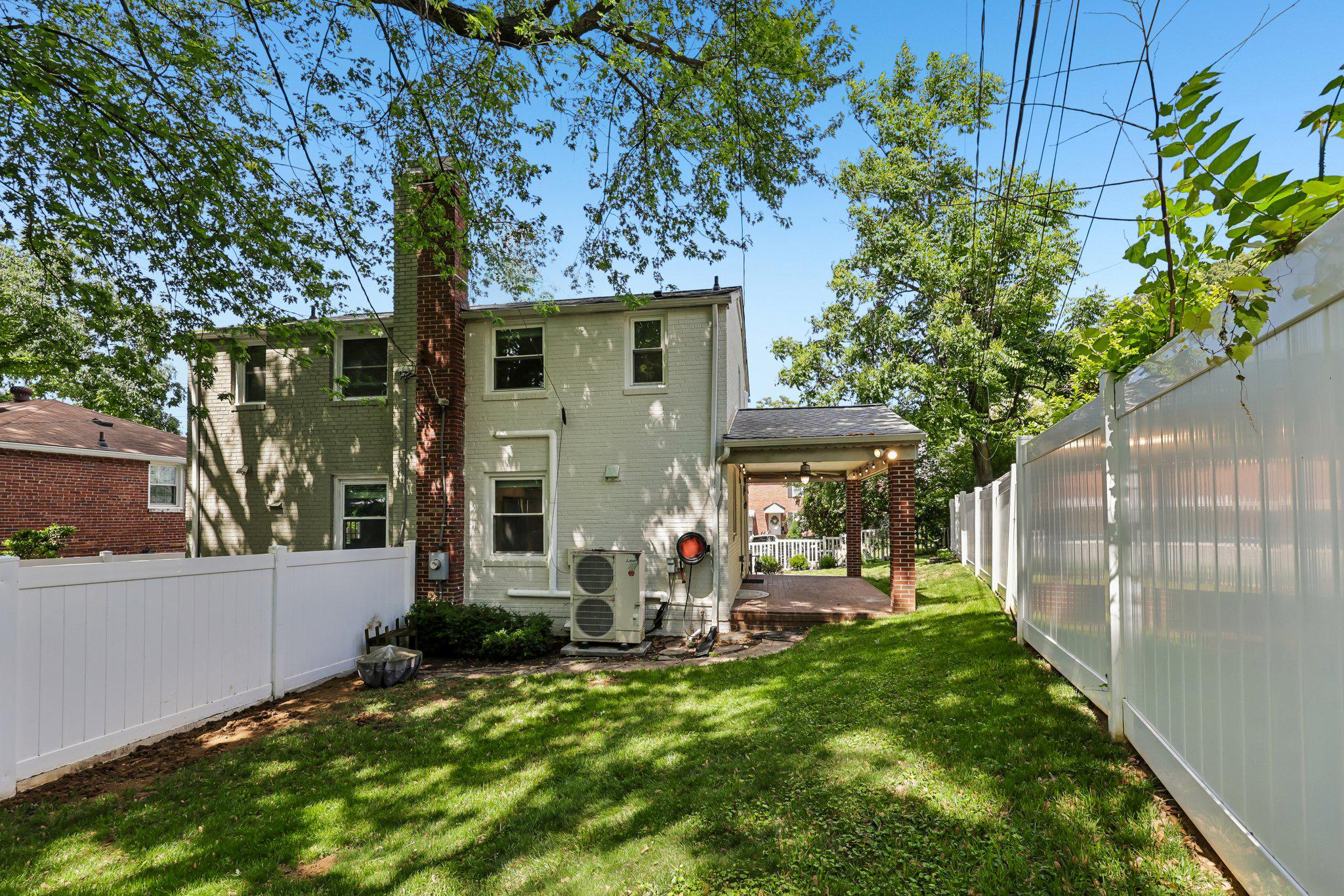 3619 S FOUR MILE RUN