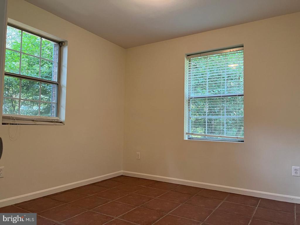 1741 N TROY STREET Unit: 8-422