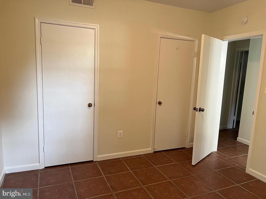 1741 N TROY STREET Unit: 8-422