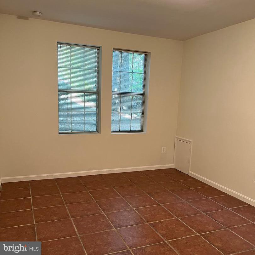 1741 N TROY STREET Unit: 8-422