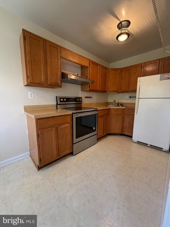 1904 KEY BOULEVARD Unit: 9455