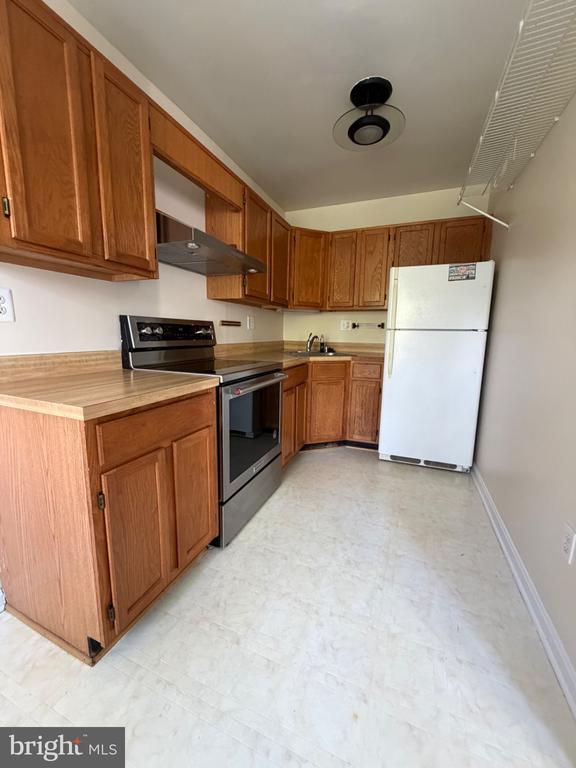 1904 KEY BOULEVARD Unit: 9455