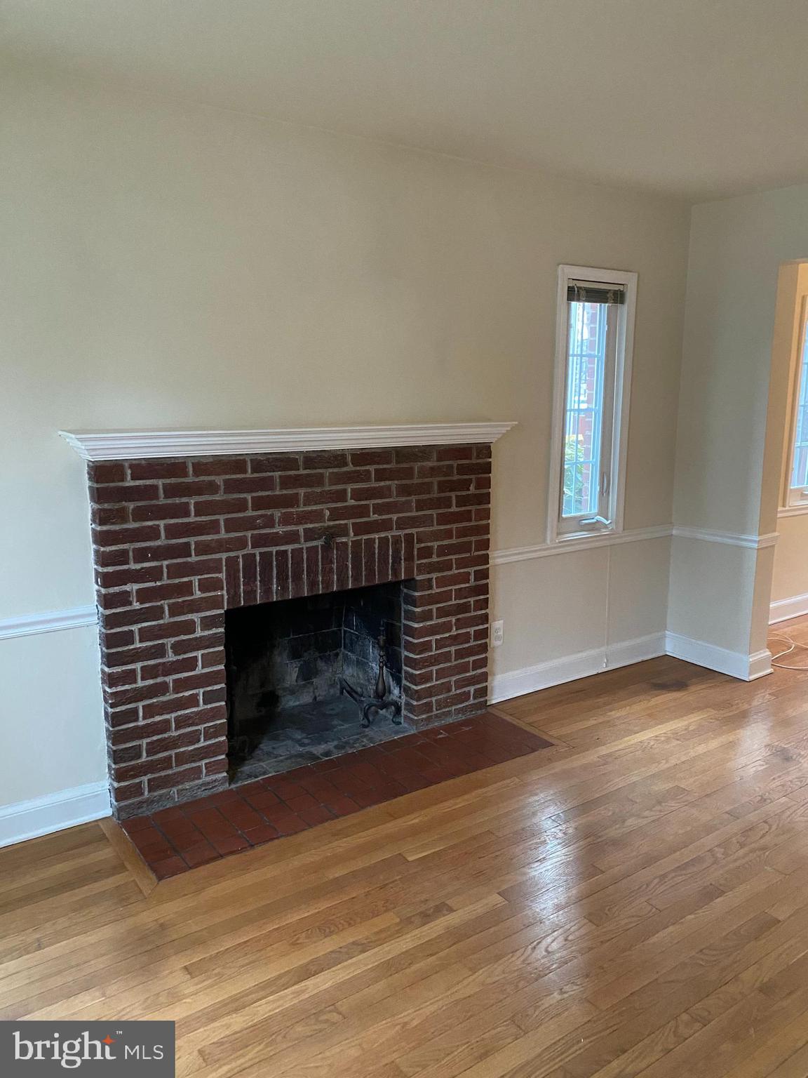 926 SECOND STREET