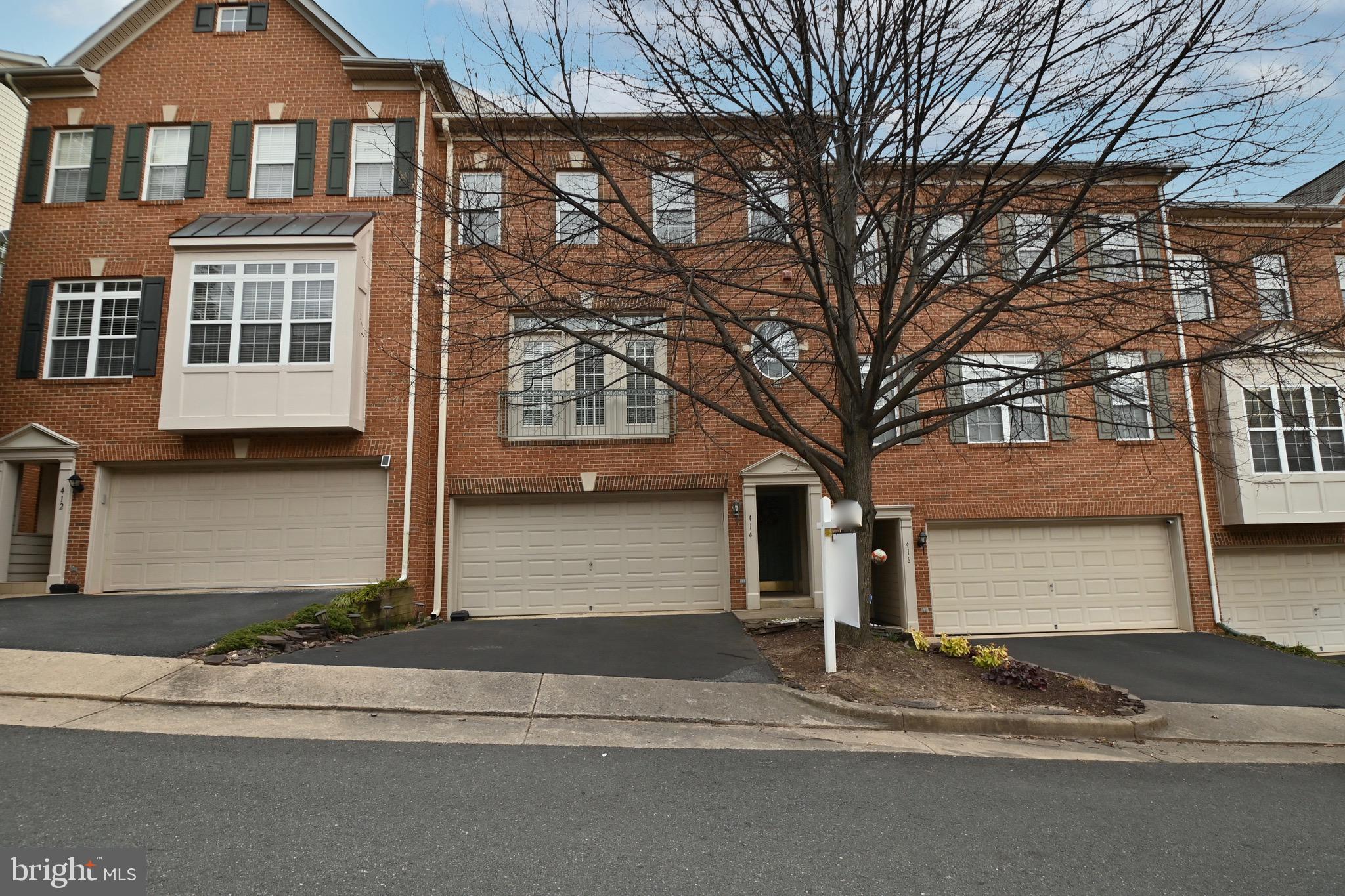 414 STANTON PLACE