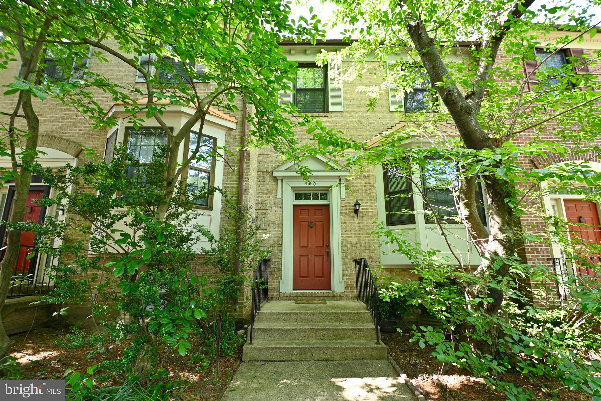 5410 WYCKLOW COURT