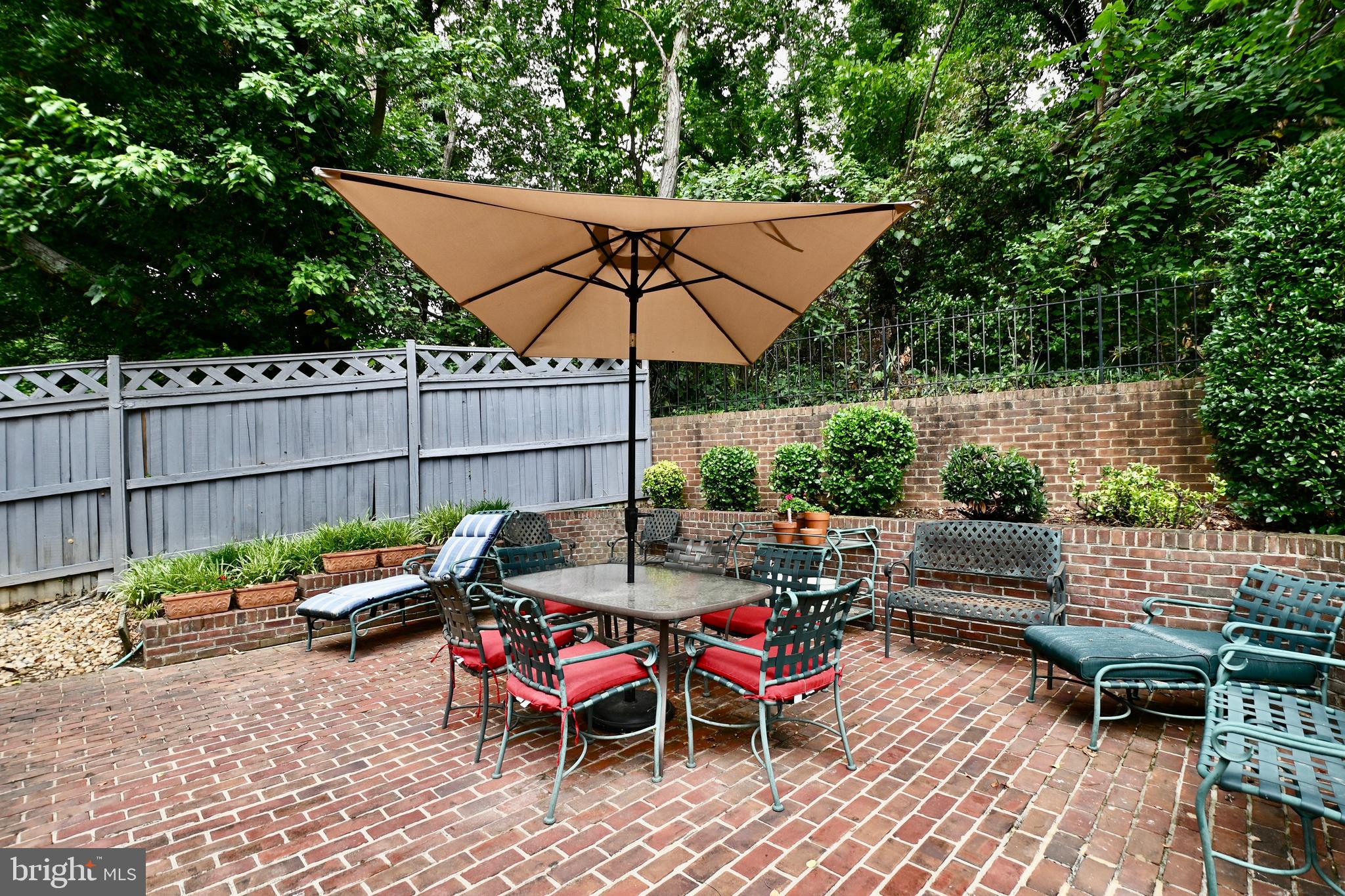 503 SUMMERS COURT