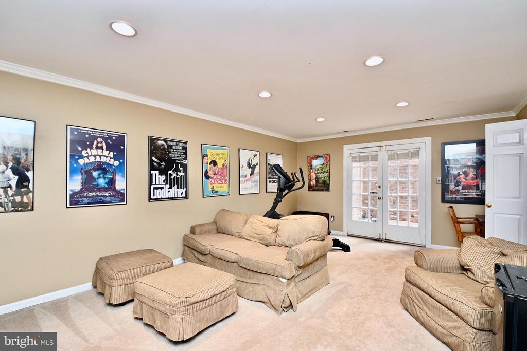 503 SUMMERS COURT