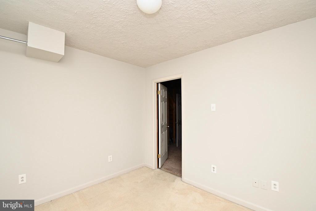 3804 BRIGHTON COURT