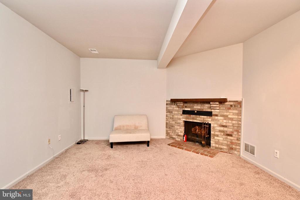 3804 BRIGHTON COURT