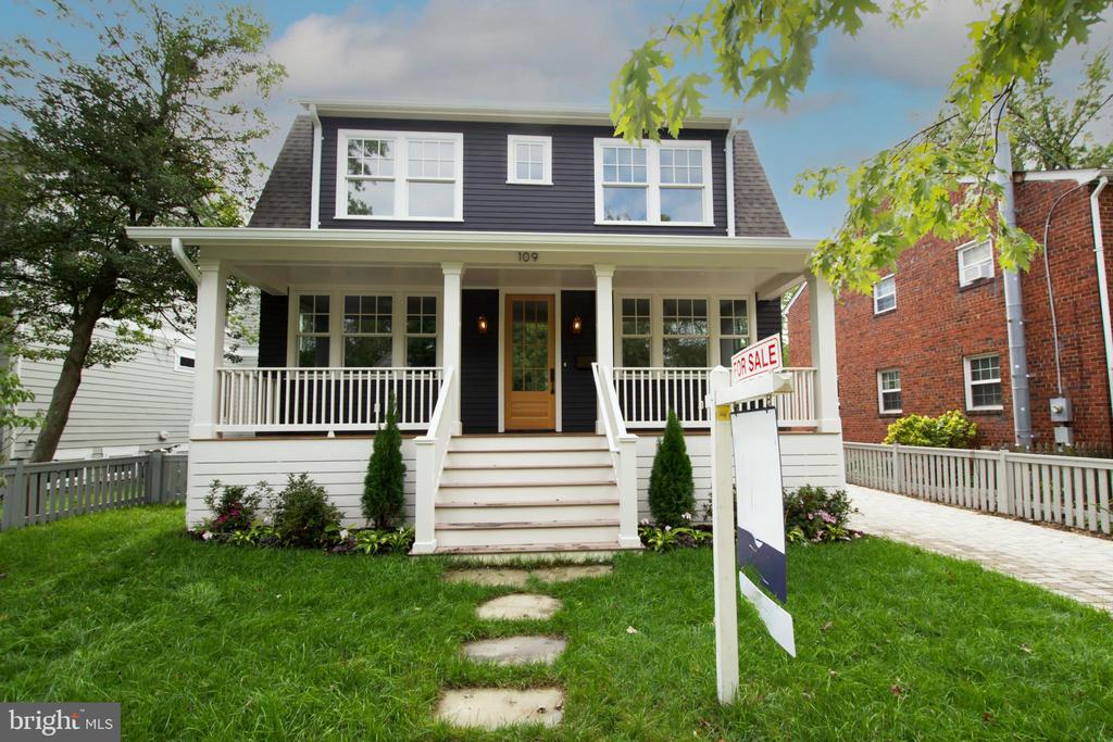 109 E ALEXANDRIA AVENUE