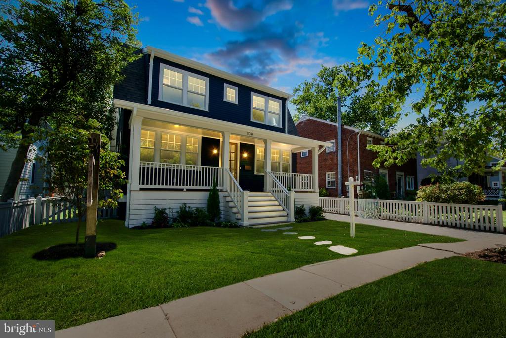 109 E ALEXANDRIA AVENUE