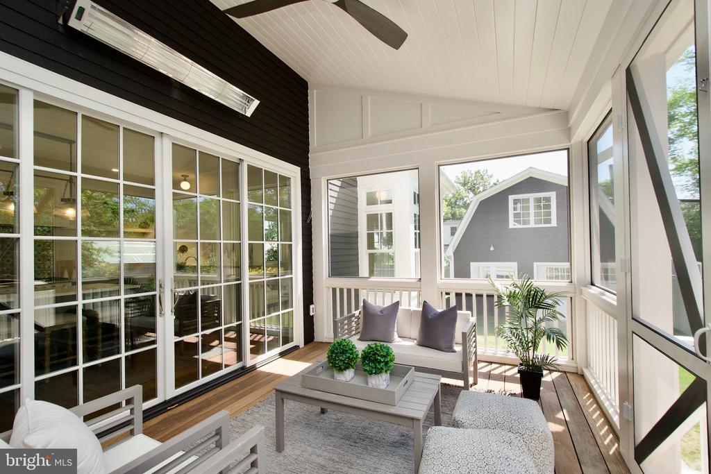 109 E ALEXANDRIA AVENUE