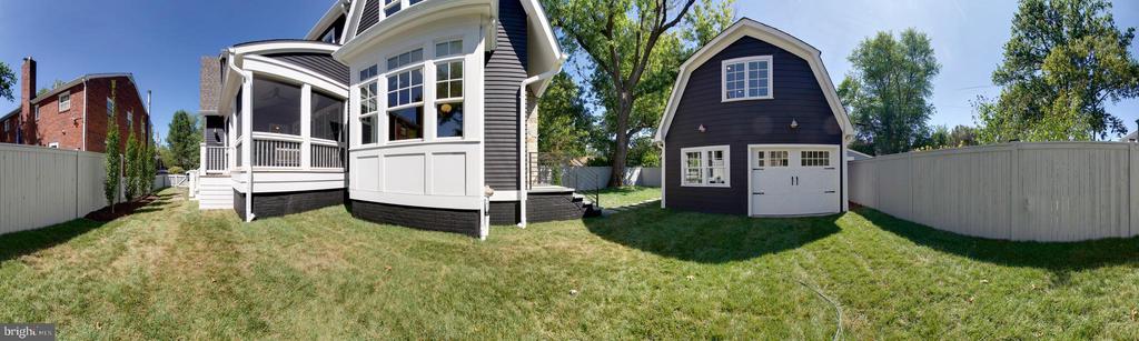 109 E ALEXANDRIA AVENUE