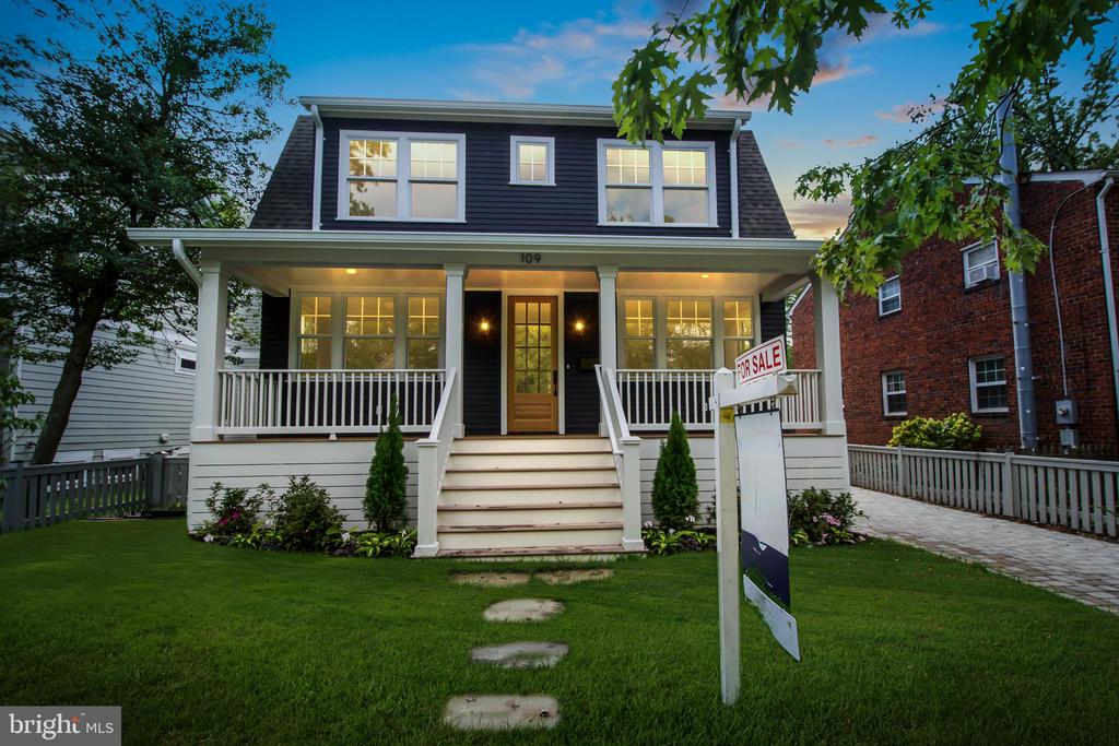 109 E ALEXANDRIA AVENUE