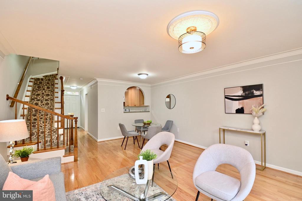 1034 N ROYAL STREET N 1034