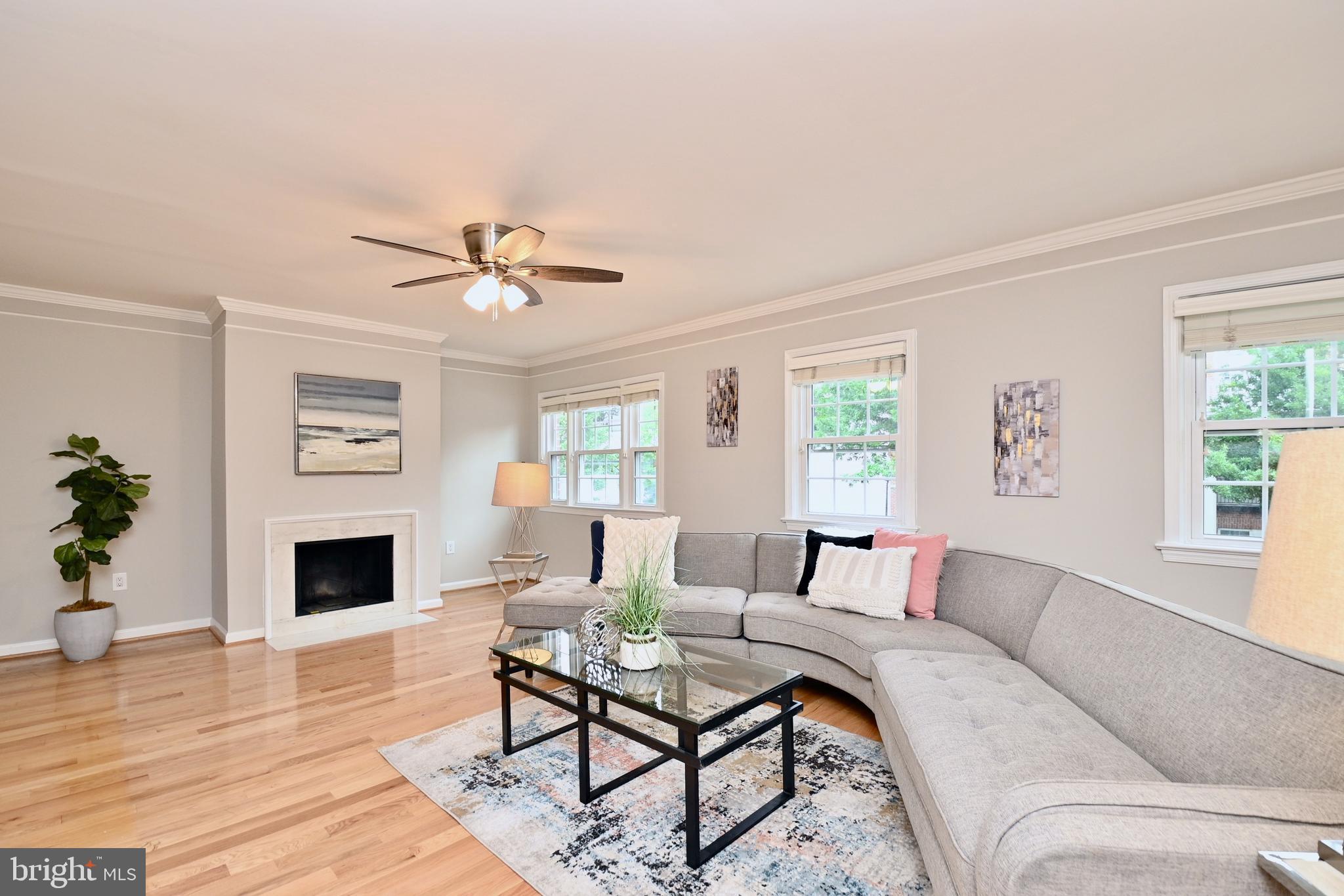 1034 N ROYAL STREET N 1034