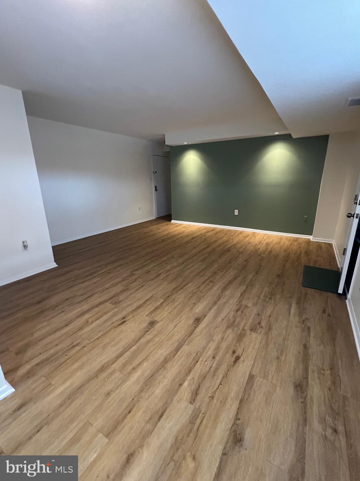 3230 S 28TH STREET 102