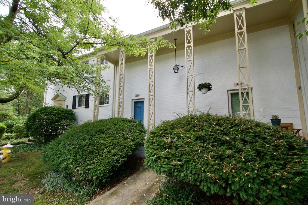 3106 RAVENSWORTH PLACE