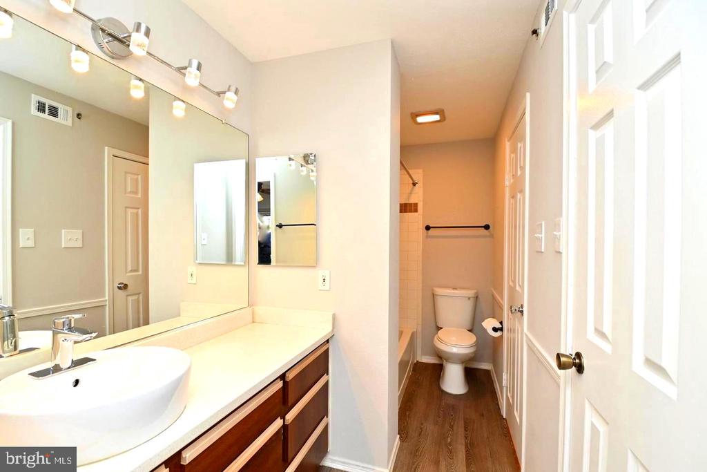 3315 WYNDHAM CIRCLE 4236