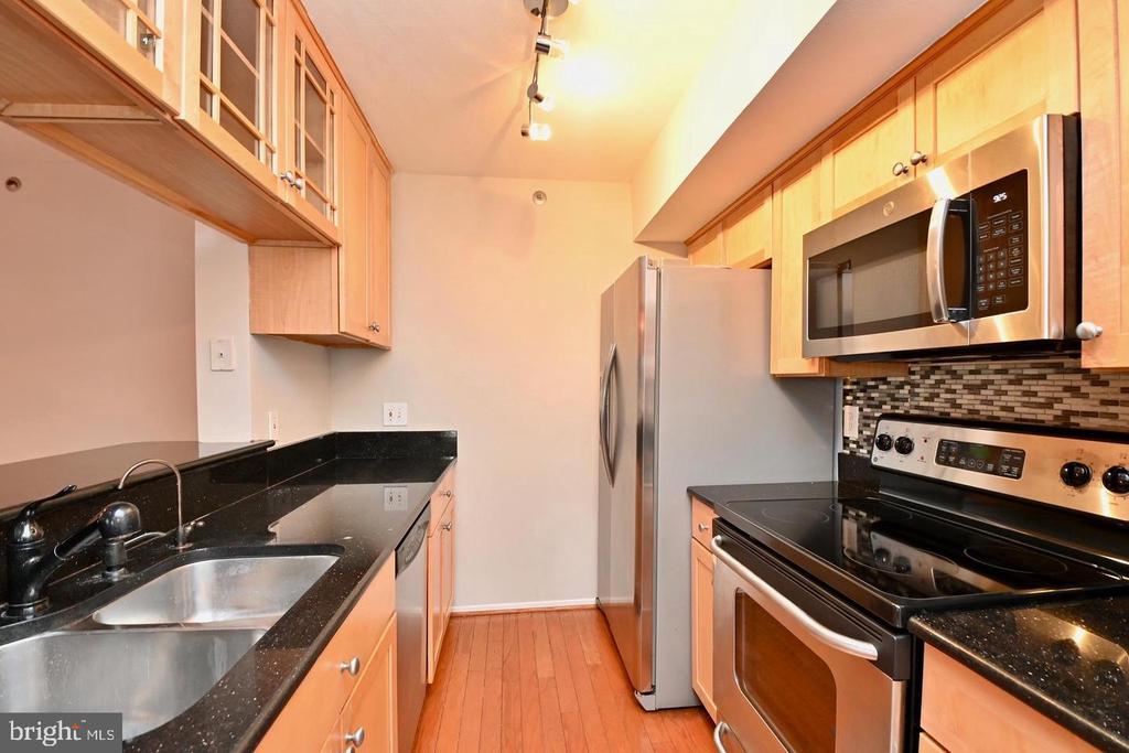 3315 WYNDHAM CIRCLE 4236