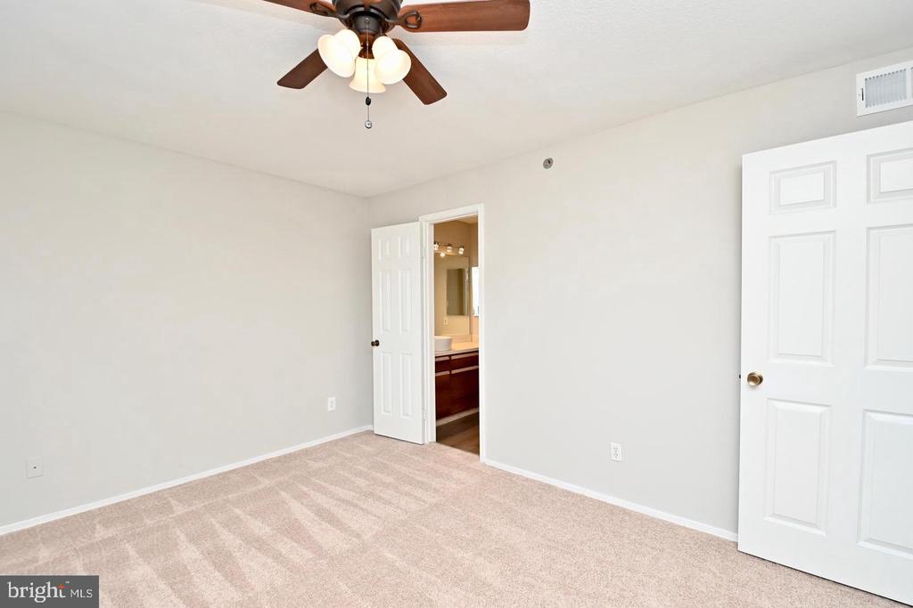 3315 WYNDHAM CIRCLE 4236