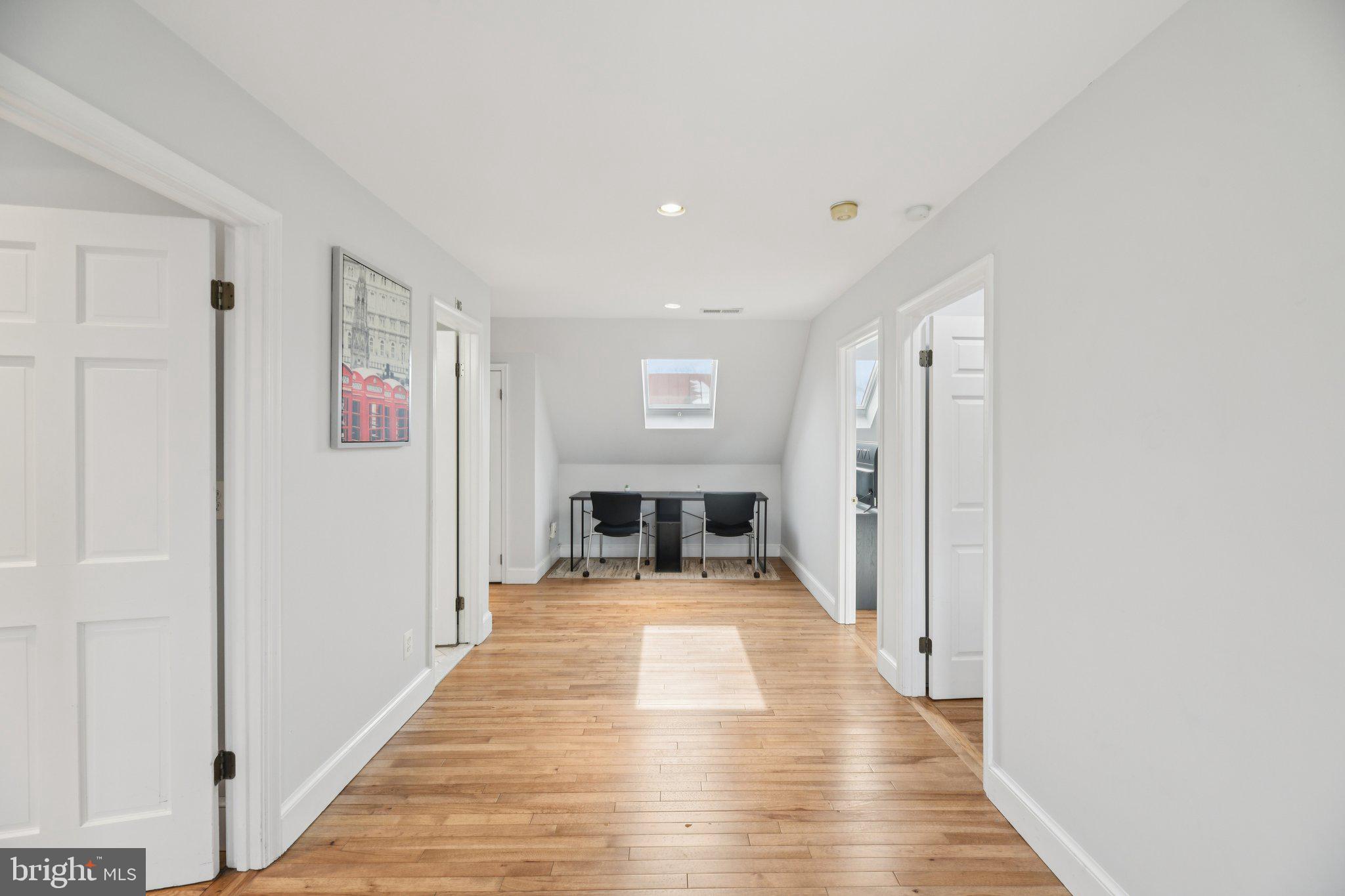 10 IRVING COURT