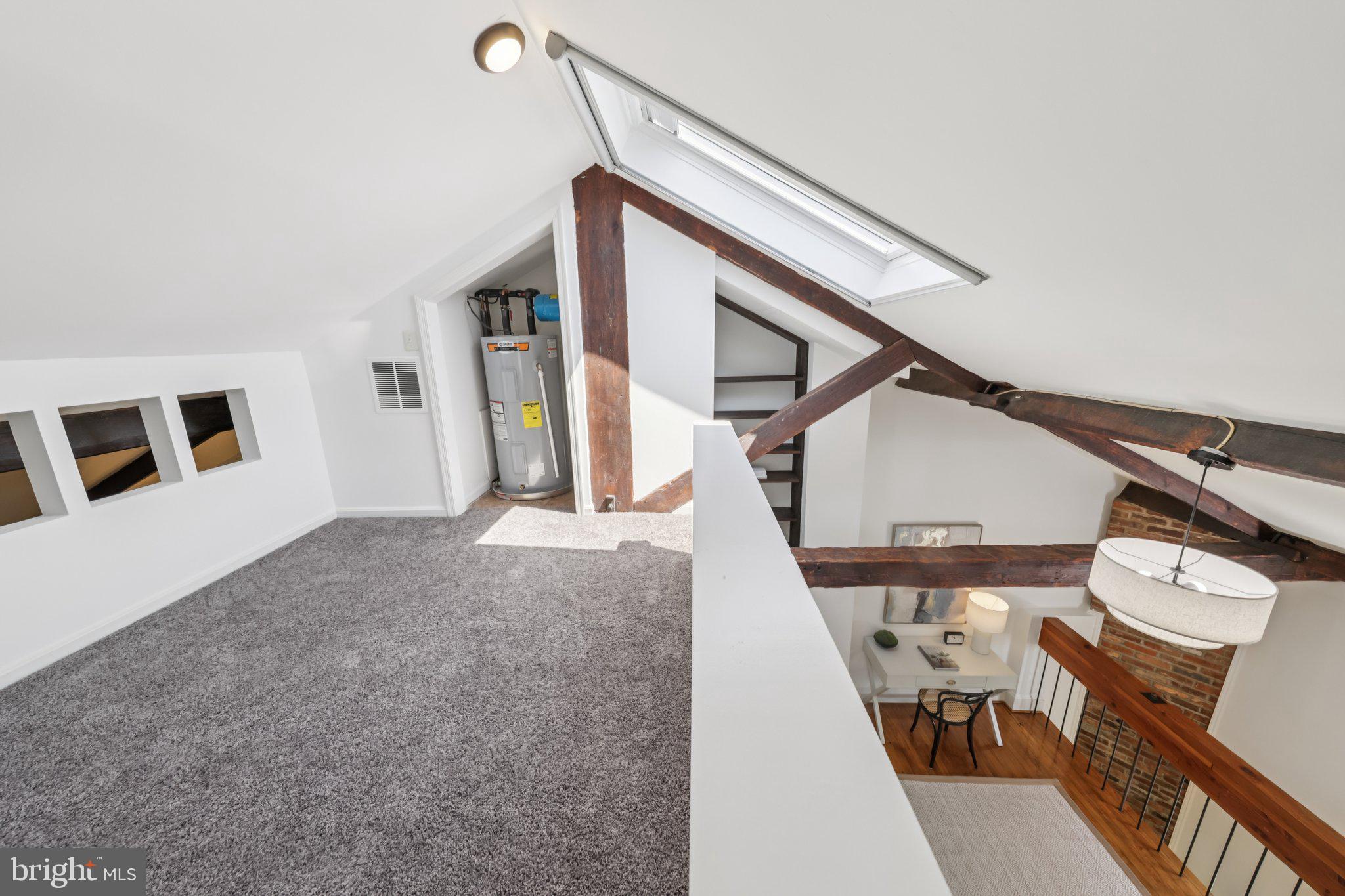 10 MUIRS COURT