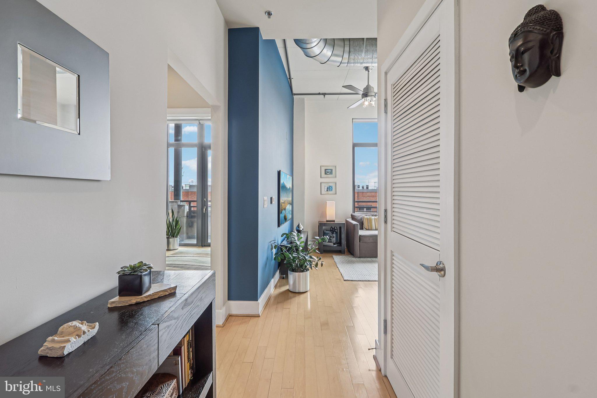 520 JOHN CARLYLE STREET 432