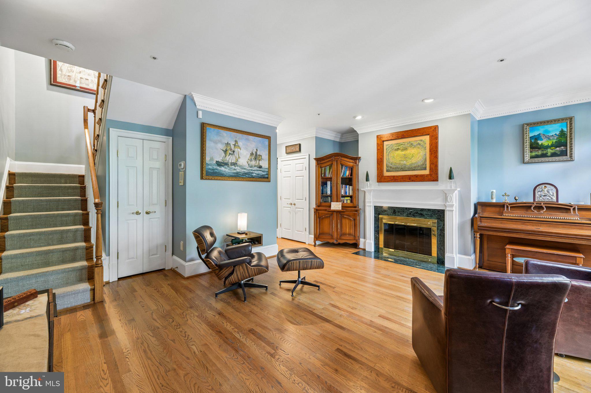 42 WOLFE STREET A