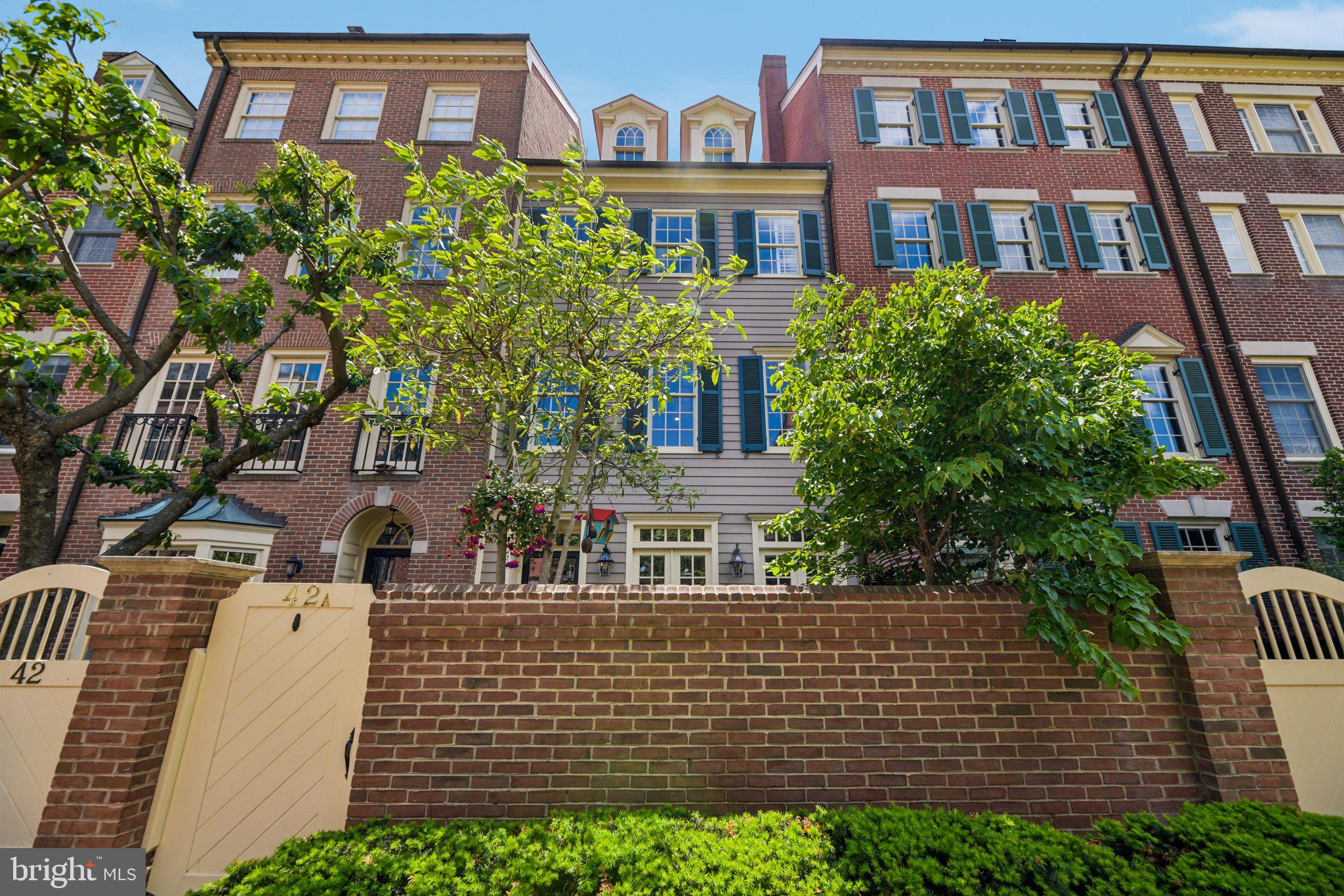 42 WOLFE STREET A