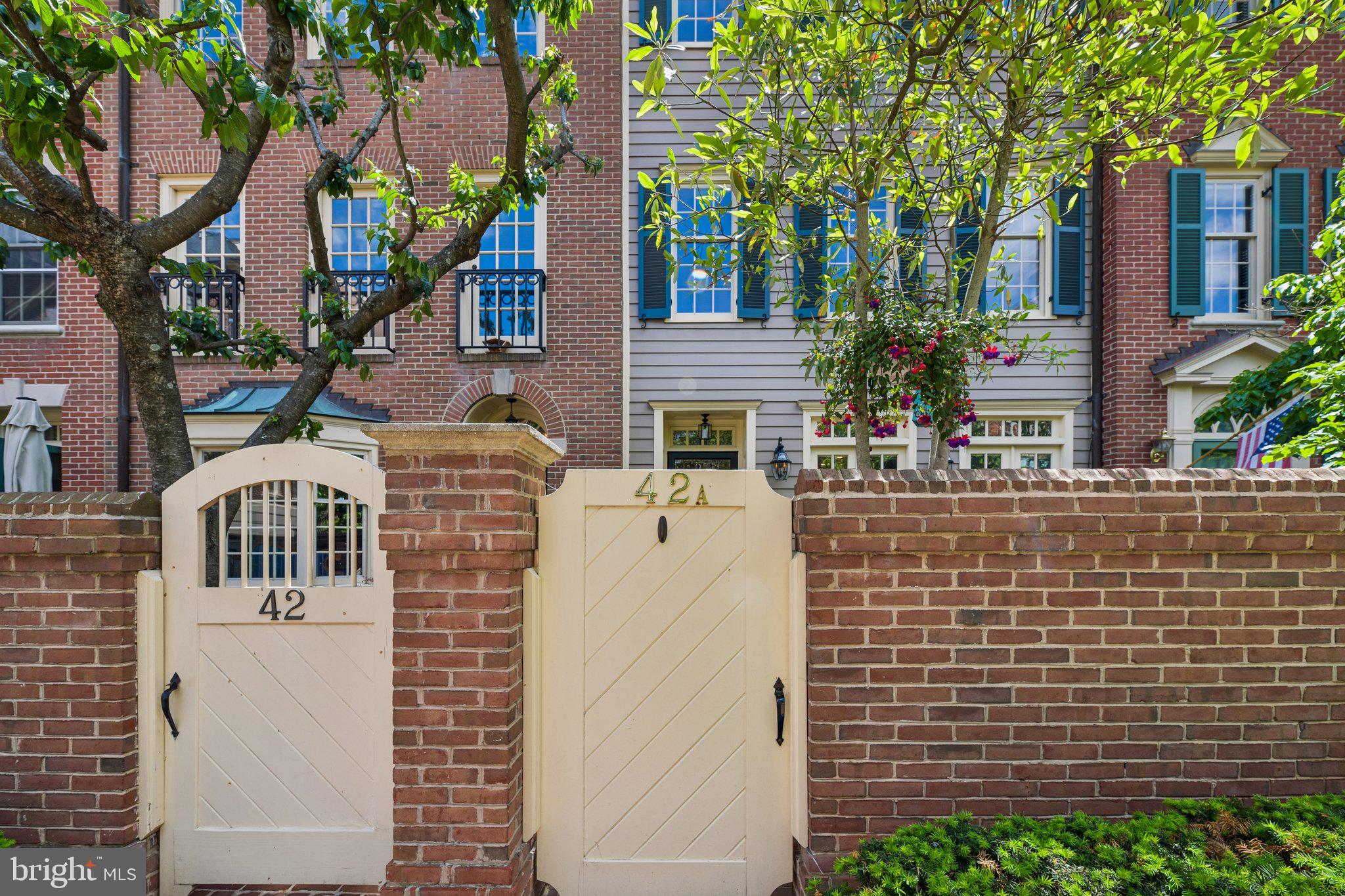 42 WOLFE STREET A