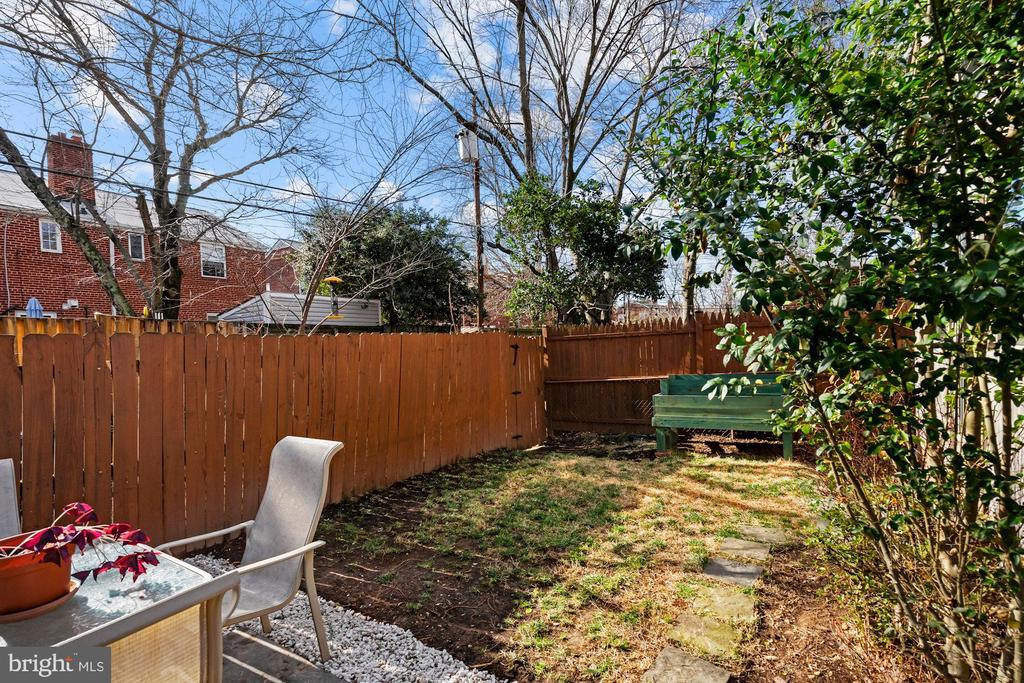 1418 DOGWOOD DRIVE