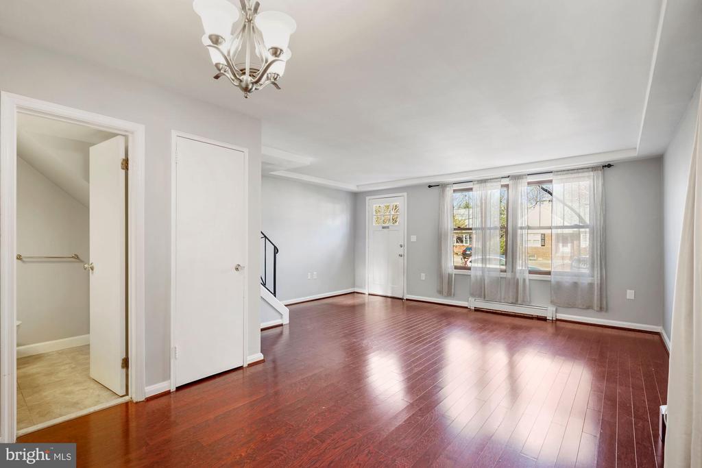 1418 DOGWOOD DRIVE