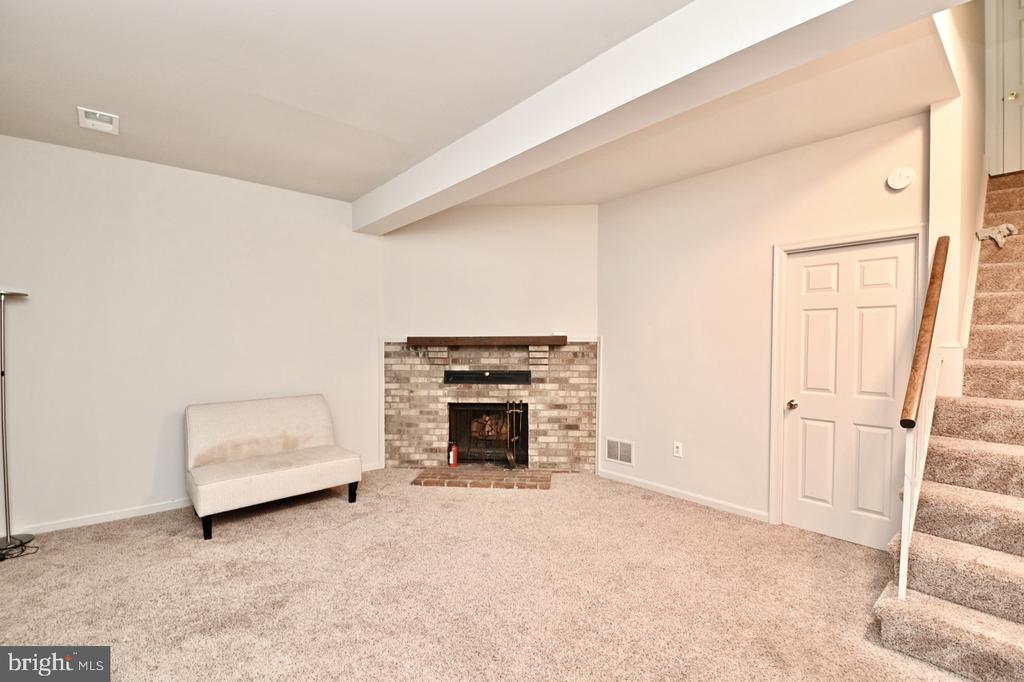 3804 BRIGHTON COURT