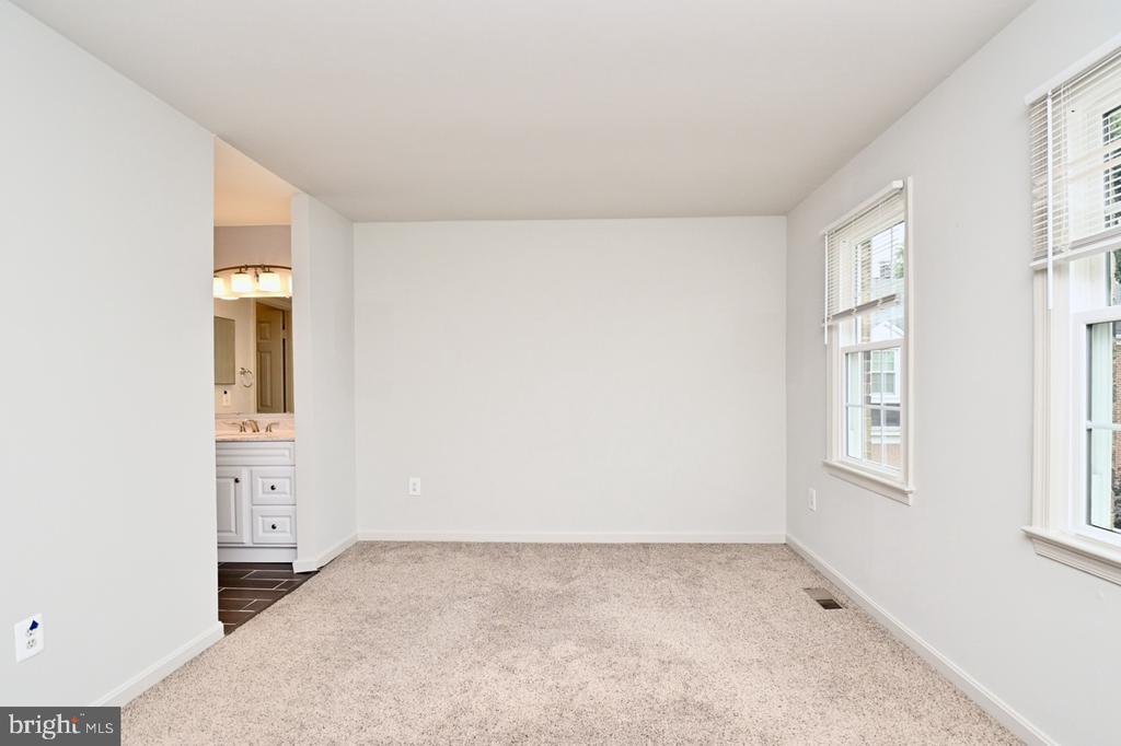 3804 BRIGHTON COURT