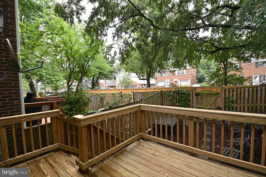 3804 BRIGHTON COURT
