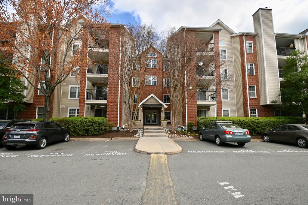 3315 WYNDHAM CIRCLE Unit: 2231