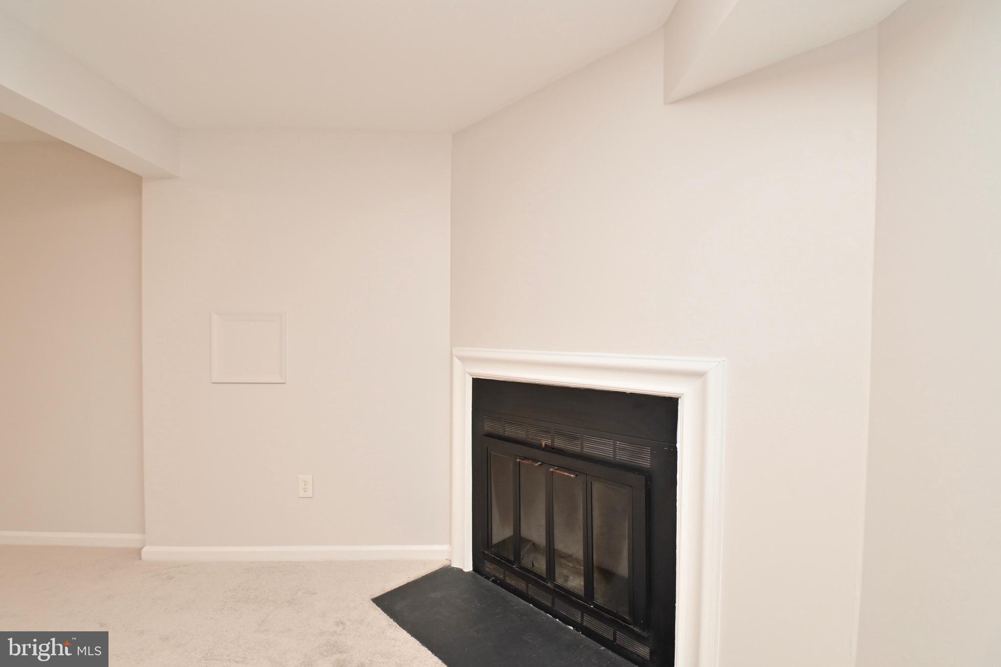 9015 GILTINAN COURT
