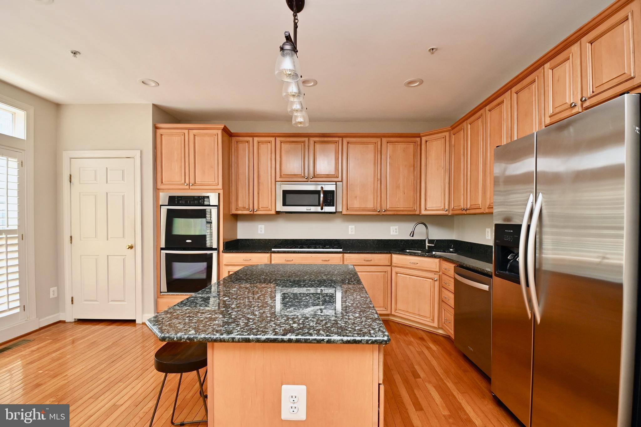 7980 VIGNE COURT