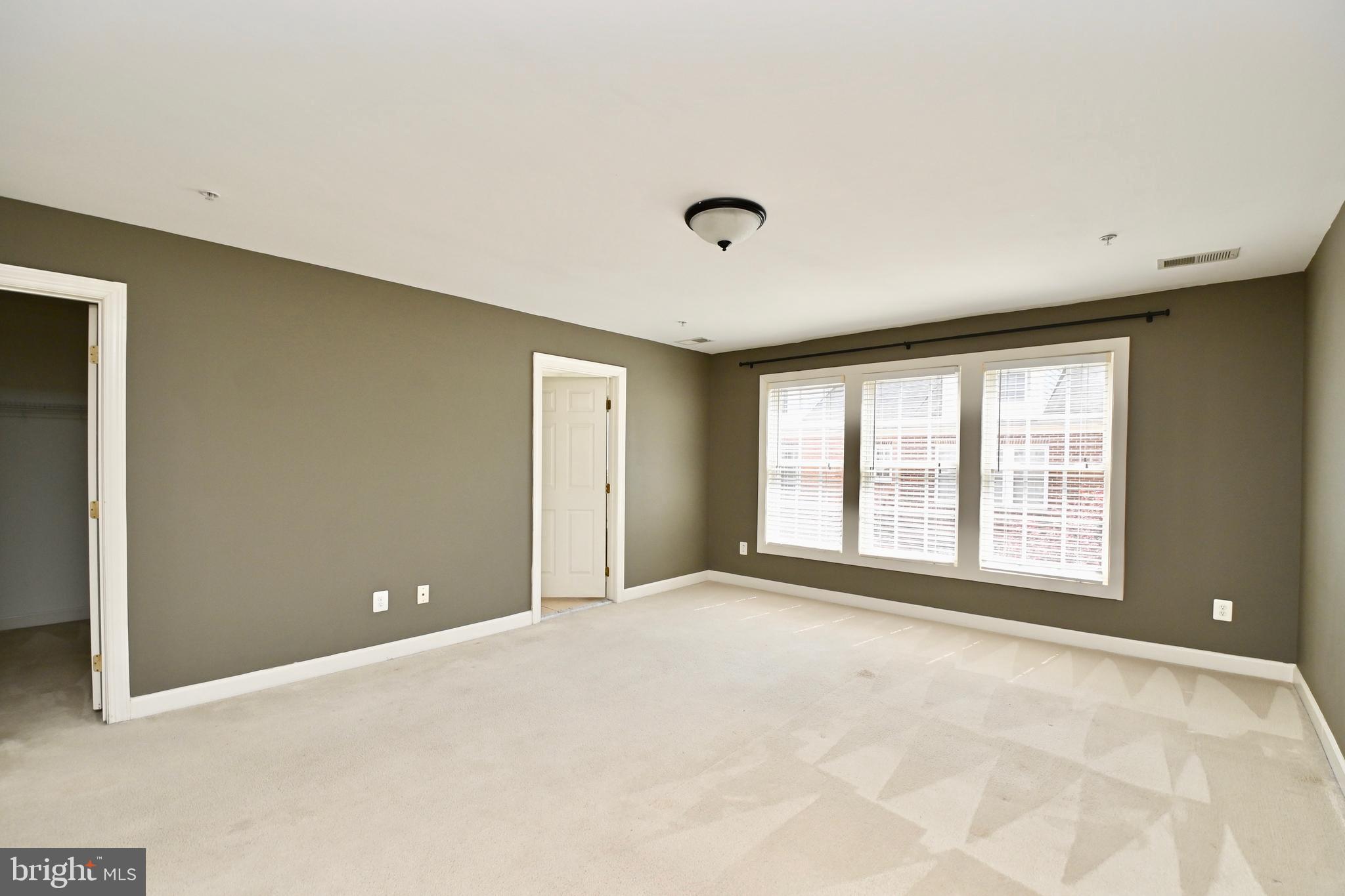 7980 VIGNE COURT