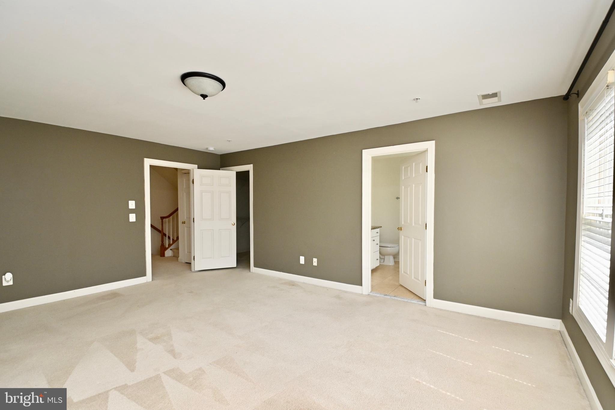 7980 VIGNE COURT