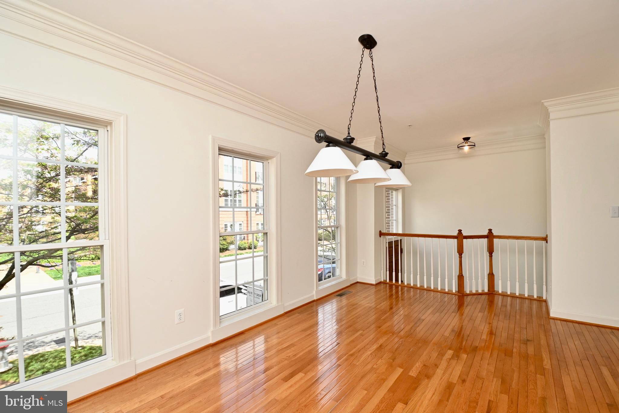 7980 VIGNE COURT