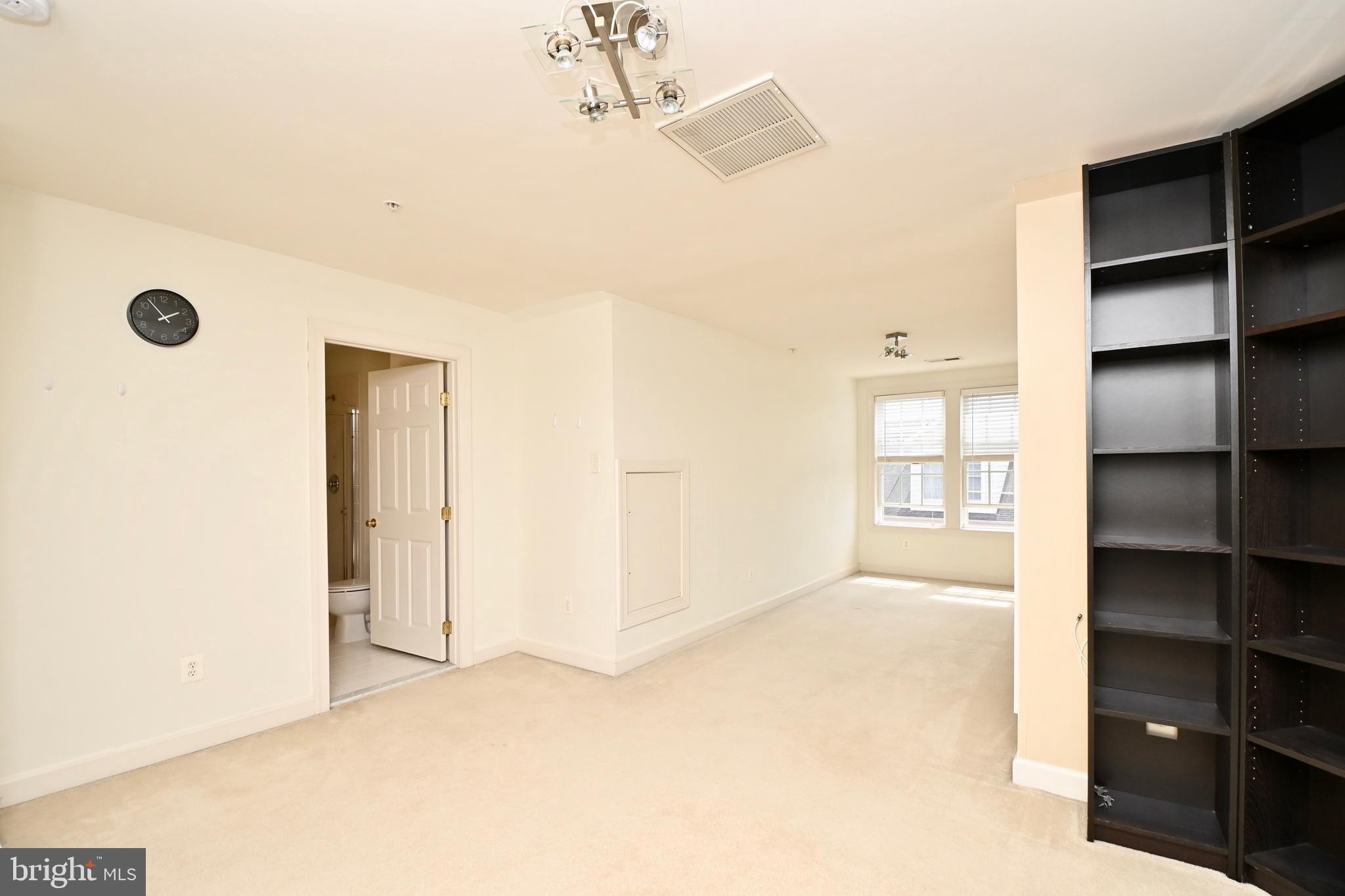 7980 VIGNE COURT
